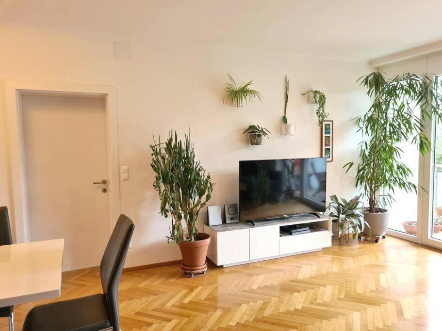 Michael'S City Retreat Graz Exterior photo